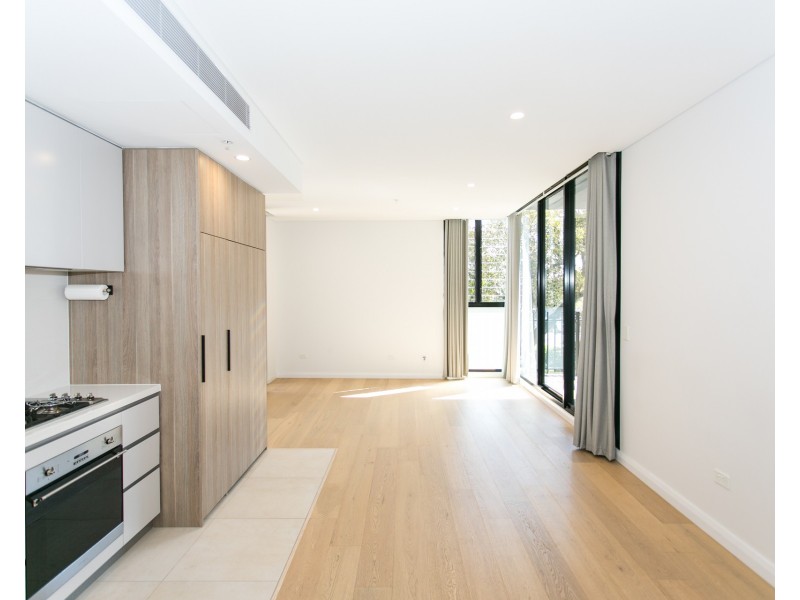 111/5 Maple Tree Road, Westmead NSW 2145