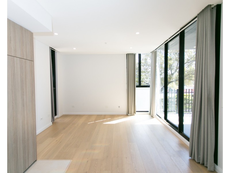 111/5 Maple Tree Road, Westmead NSW 2145