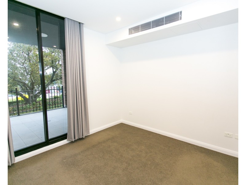 111/5 Maple Tree Road, Westmead NSW 2145