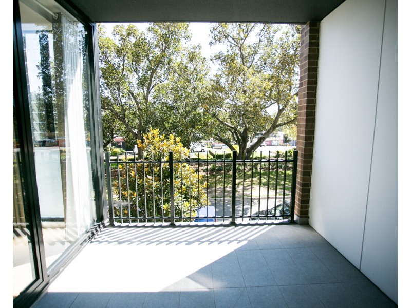 111/5 Maple Tree Road, Westmead NSW 2145
