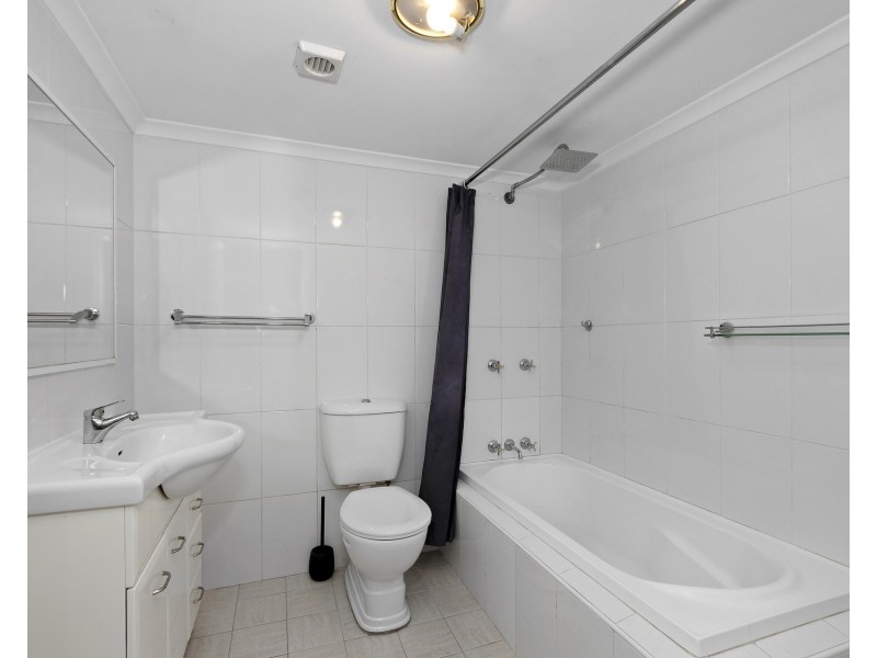 13/35-43 Penelope Lucas Lane, Rosehill NSW 2142