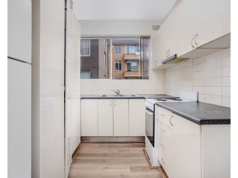 2/9 Allen Street, Harris Park NSW 2150