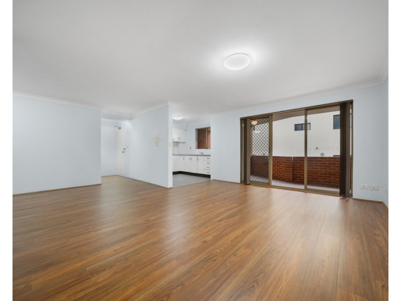 11/4-6 Wigram Street, Harris Park NSW 2150