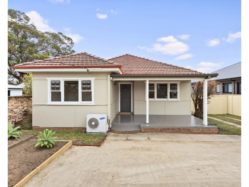 29 Glenn Avenue, Northmead NSW 2152