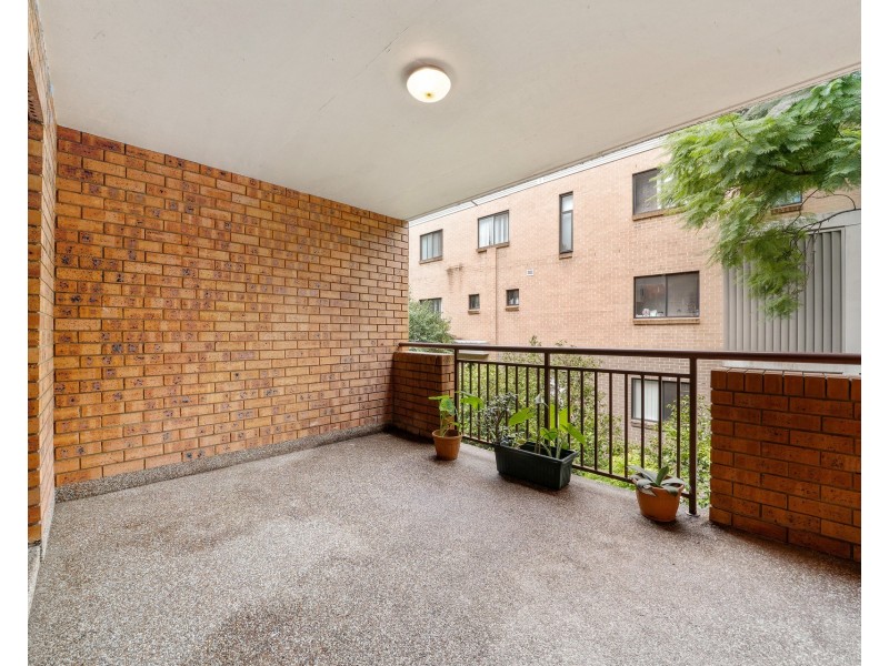 6/6-8 Alfred Street, Westmead NSW 2145