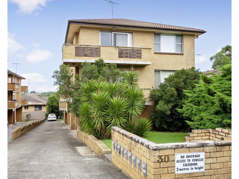 2/30 Allen Street, Harris Park NSW 2150