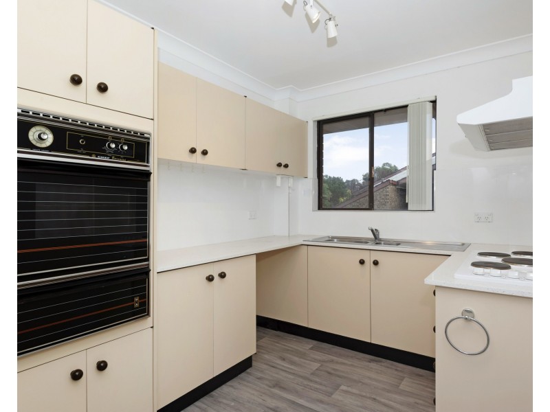 12/6-12 Alfred Street, Westmead NSW 2145