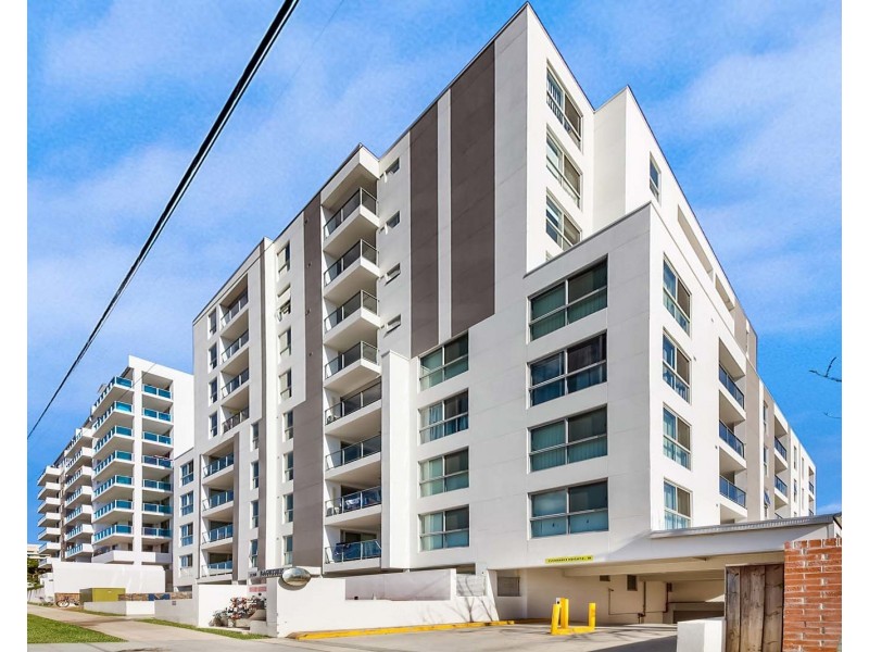 303/120 James Ruse Drive, Rosehill NSW 2142