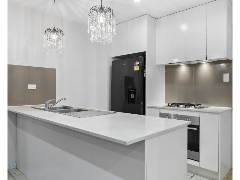 303/120 James Ruse Drive, Rosehill NSW 2142