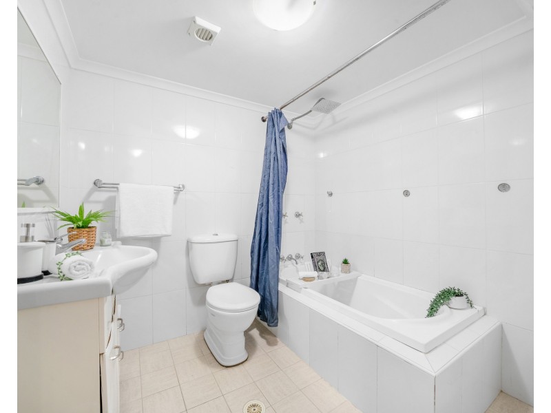 13/35-43 Penelope Lucas Lane, Rosehill NSW 2142