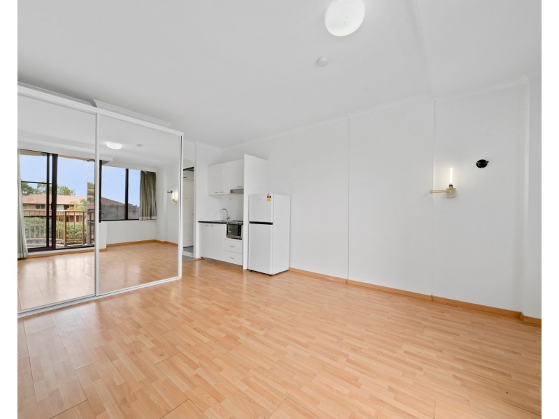 15/22-32 Great Western Highway, Parramatta NSW 2150