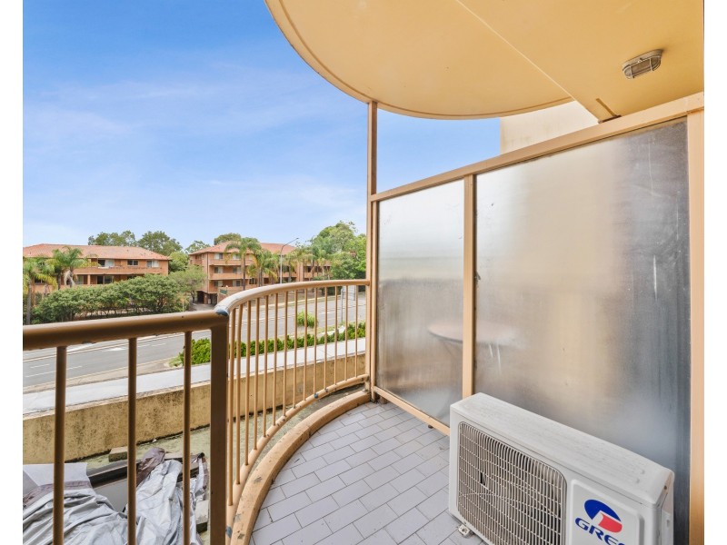15/22-32 Great Western Highway, Parramatta NSW 2150