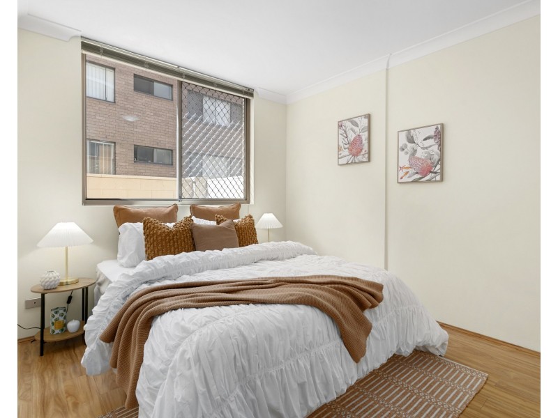 1/18 Sorrell Street, Parramatta NSW 2150