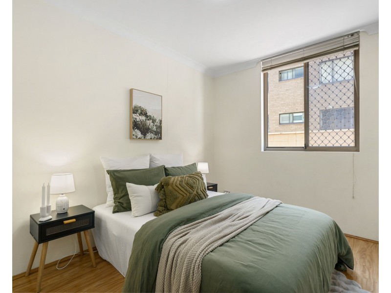 1/18 Sorrell Street, Parramatta NSW 2150