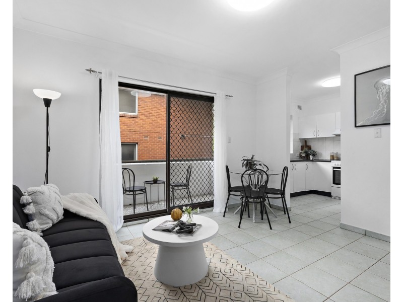 1/118 Good Street, Harris Park NSW 2150