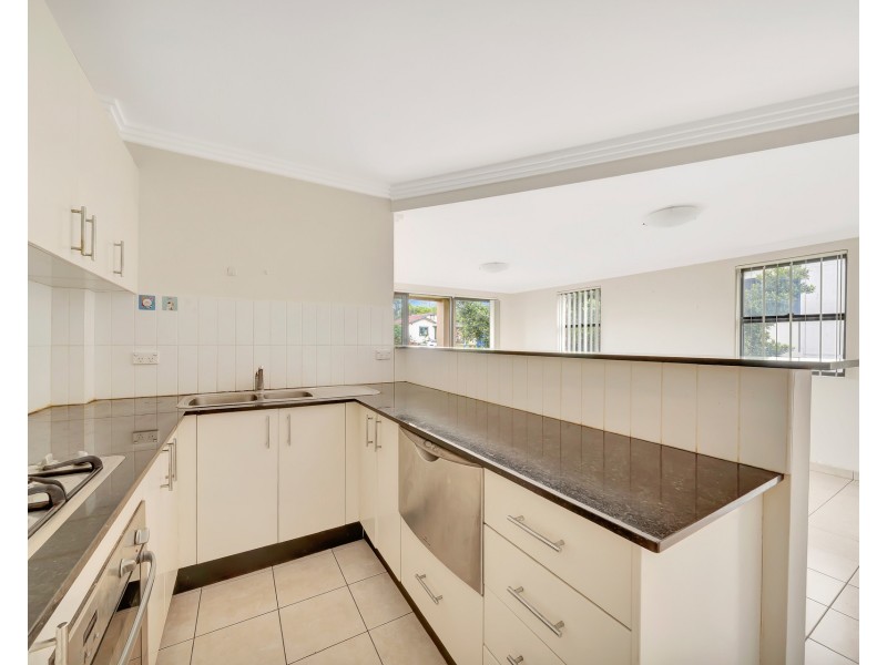 27/12 Murray Street, Northmead NSW 2152