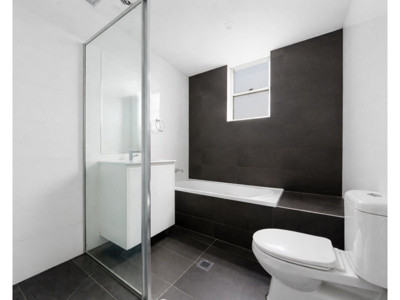 18/140 Good Street, Harris Park NSW 2150