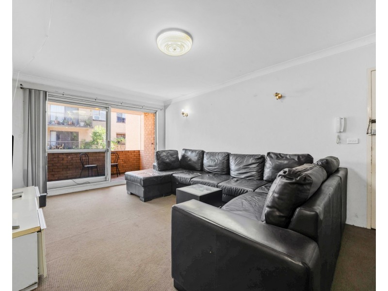 1/32 Allen Street, Harris Park NSW 2150