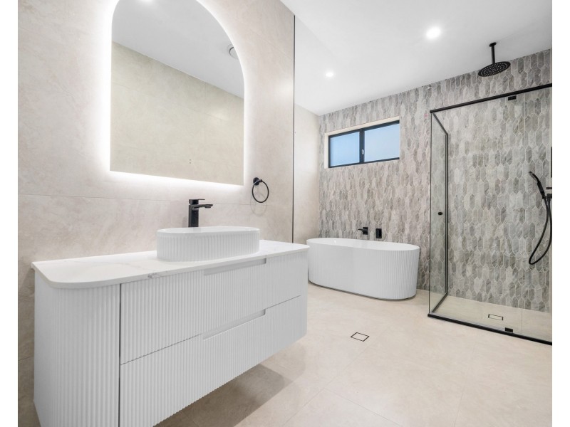 8a Viola Place, Greystanes NSW 2145