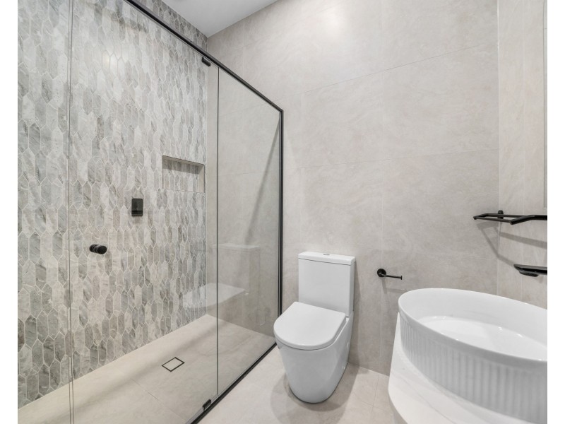 8a Viola Place, Greystanes NSW 2145