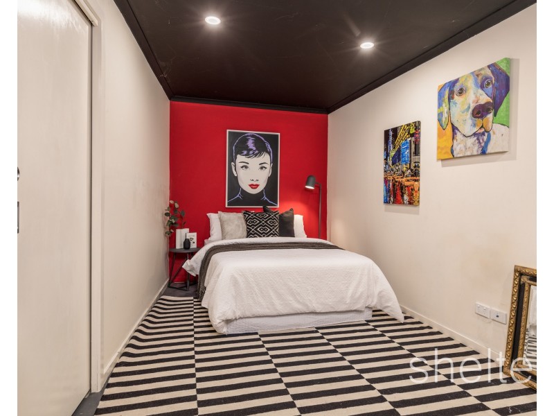 35 Great Valley Road, Glen Iris VIC 3146