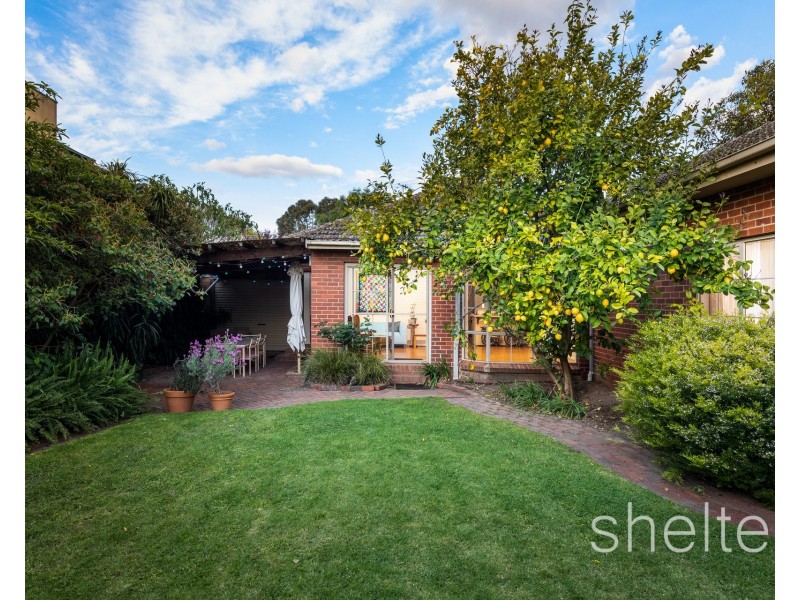 8 Oliver Street, Ashburton VIC 3147