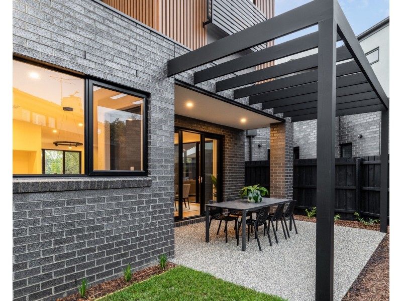 42 St Georges Crescent, Ashburton VIC 3147