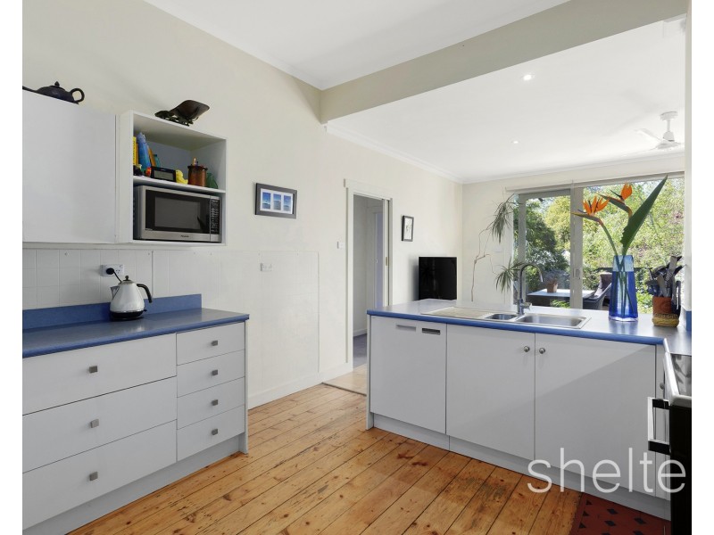 9 Straughan Street, Glen Iris VIC 3146