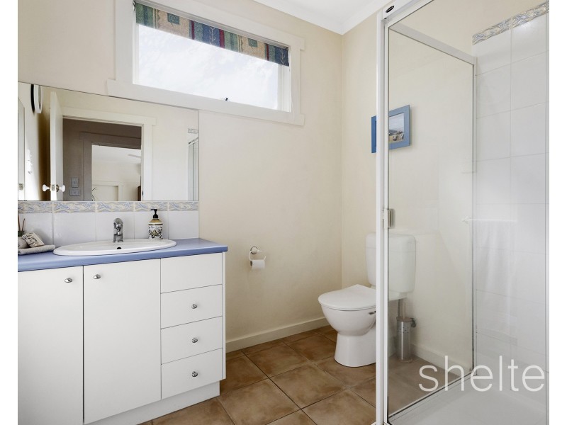 9 Straughan Street, Glen Iris VIC 3146
