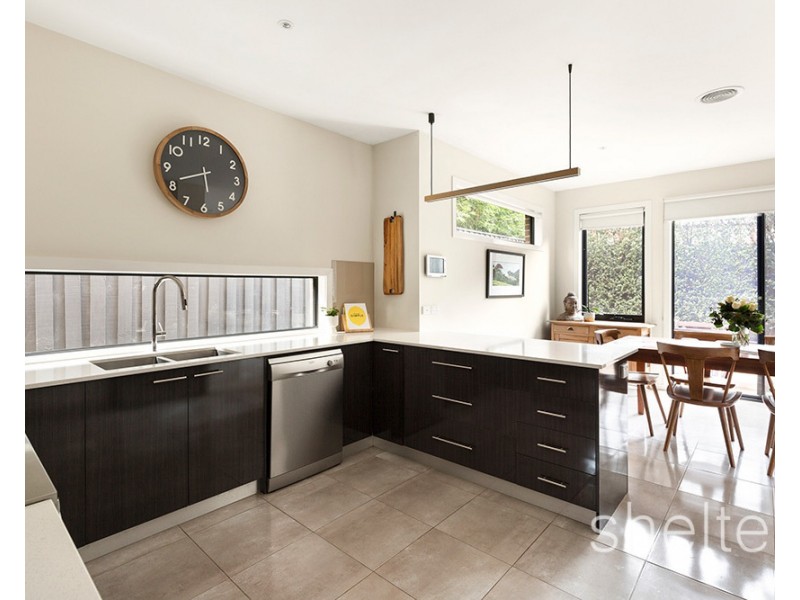 2/9 Ambon Street, Ashburton VIC 3147