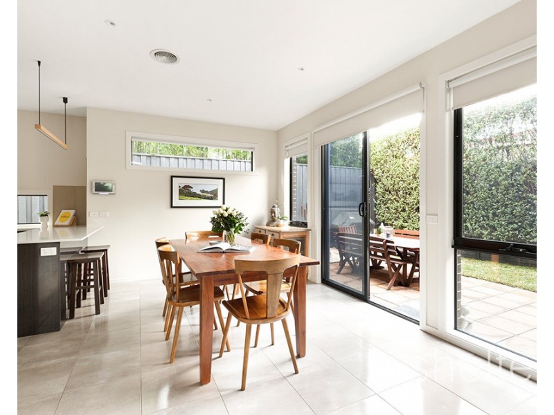 2/9 Ambon Street, Ashburton VIC 3147