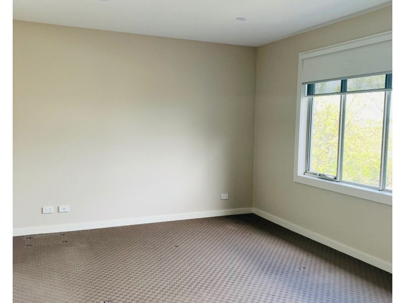 11 Wewak Road, Ashburton VIC 3147