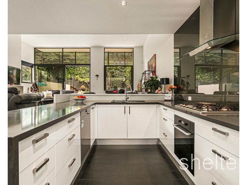 11 Richards Avenue, Glen Iris VIC 3146