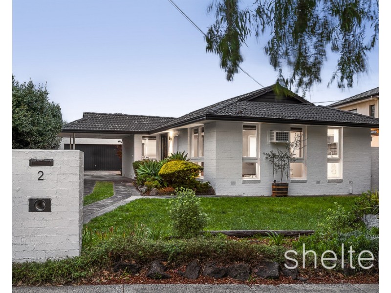 2 Ainslie Drive, Wheelers Hill VIC 3150