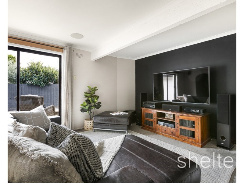 2 Ainslie Drive, Wheelers Hill VIC 3150