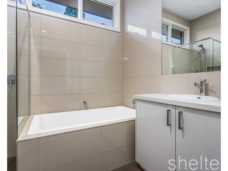 29 Sinclair Avenue, Glen Iris VIC 3146
