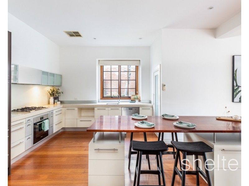 14 Howard Street, Glen Iris VIC 3146