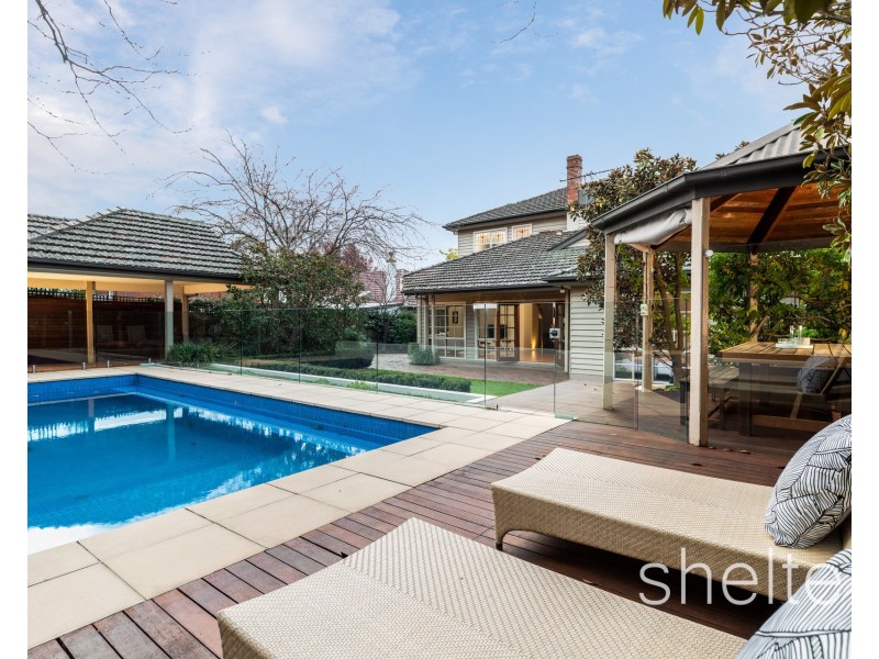 14 Howard Street, Glen Iris VIC 3146