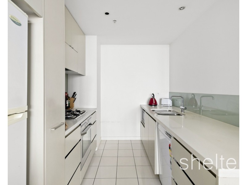 801/55 Queens Road, Melbourne VIC 3004