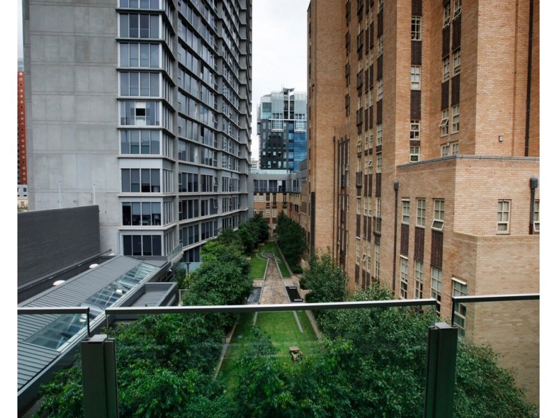 209/61 MacKenzie Street, Melbourne VIC 3000