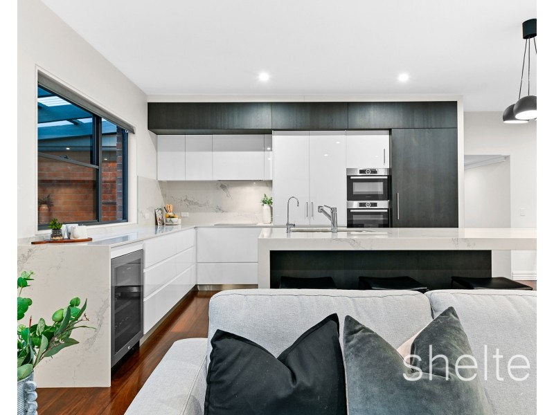 16 Thomas Arnold Avenue, Glen Waverley VIC 3150