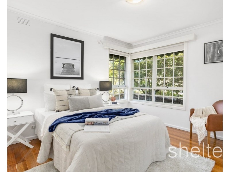 2/210 Warrigal Road, Camberwell VIC 3124