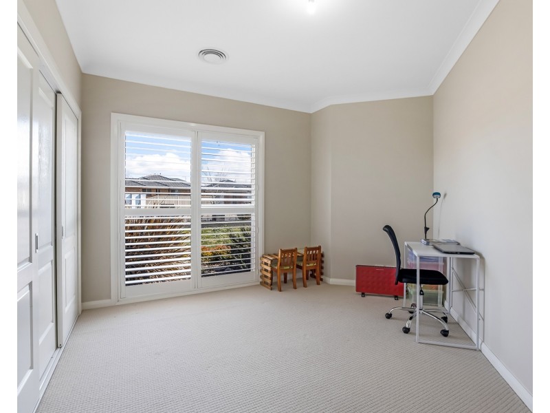 32 Moonstone Drive, Orange NSW 2800