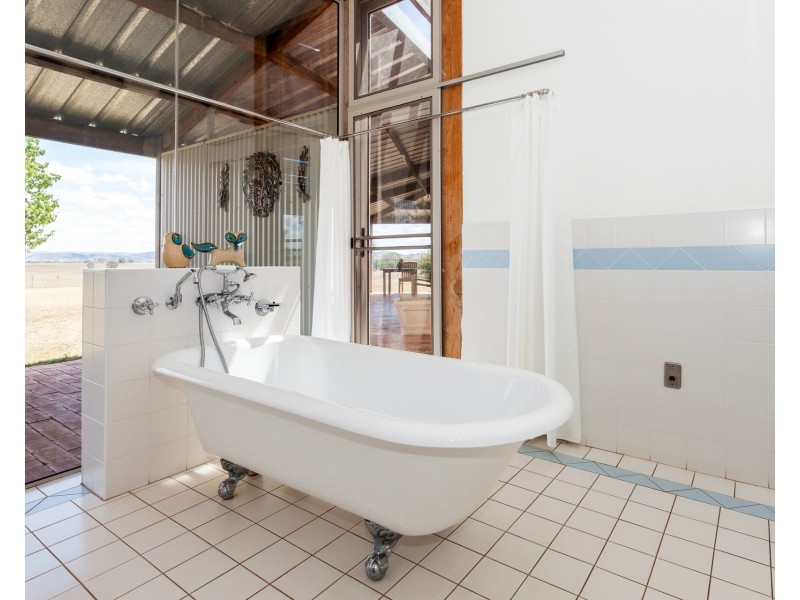 245 Bergalin Road, Gulgong NSW 2852