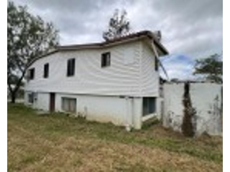 19 Strathmore Street, Collinsville QLD 4804