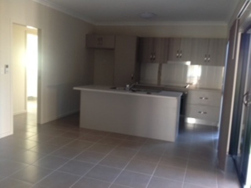 15 Pacific Drive, Bowen QLD 4805