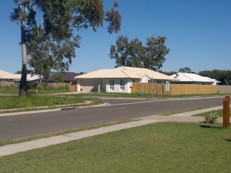 13 Cowrie Street, Bowen QLD 4805