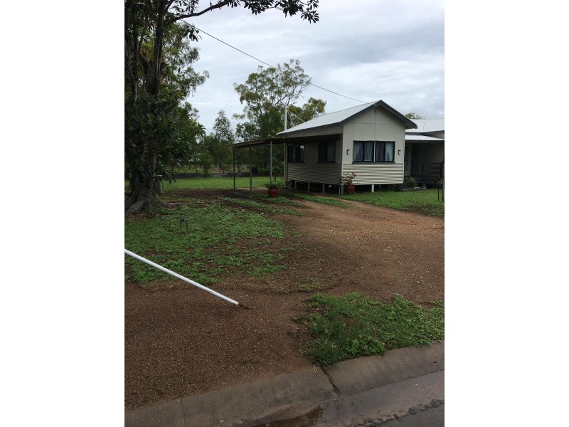 5 Doonan Street, Collinsville QLD 4804