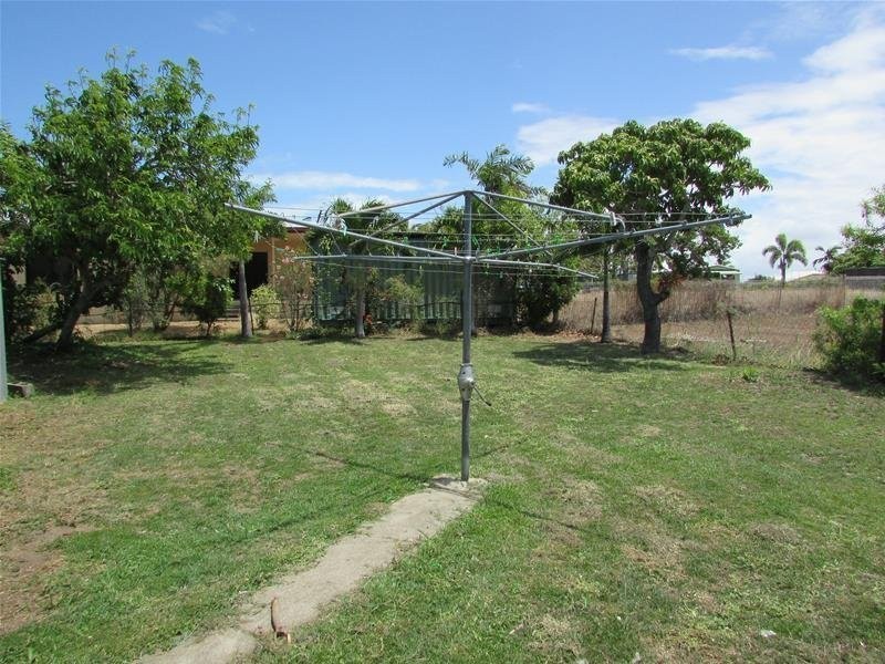 13 Cowan Lane, Bowen QLD 4805