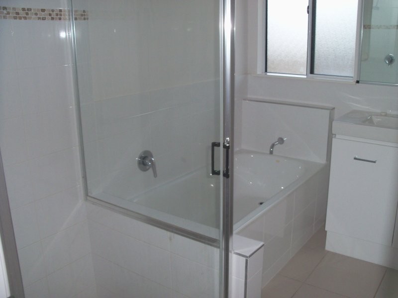 32 Seabreeze Crescent, Bowen QLD 4805